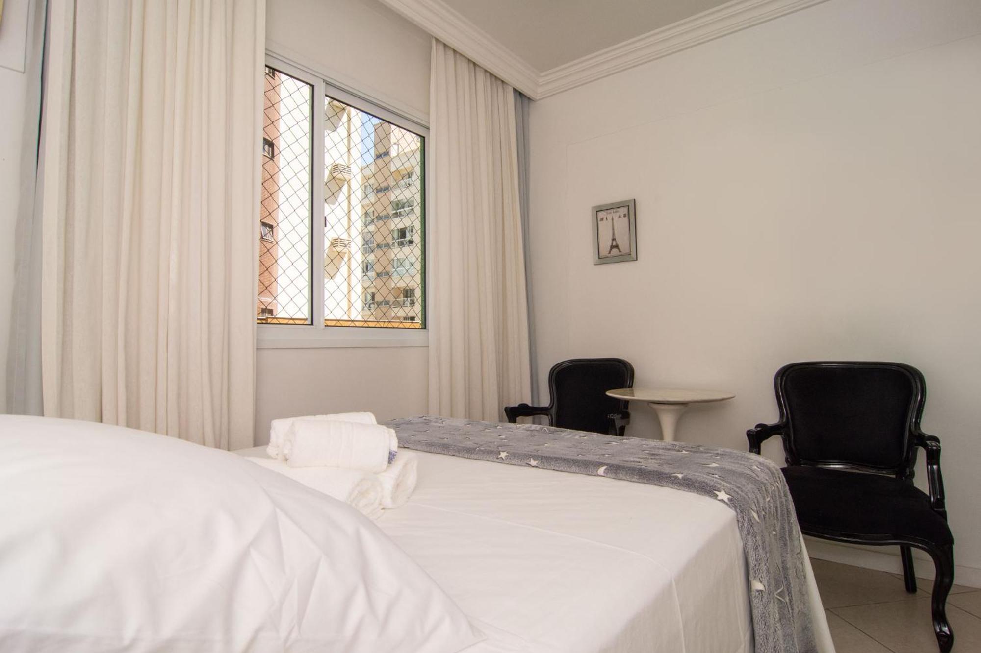 Elegancia Classica 100M Da Praia Na Rua 3700 P1397 Балнеариу-Камбориу Экстерьер фото