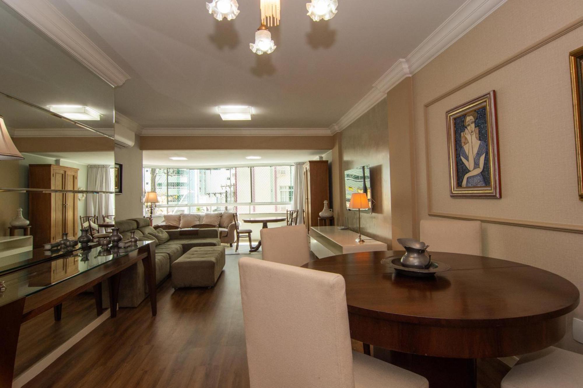 Elegancia Classica 100M Da Praia Na Rua 3700 P1397 Балнеариу-Камбориу Экстерьер фото